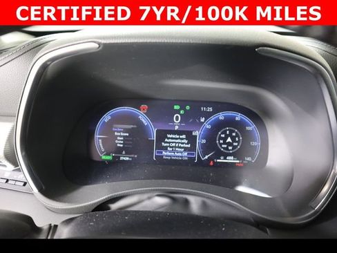 Used 2025 Toyota Highlander Platinum AWD/4WD image 24