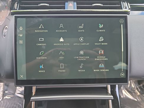 Certified 2026 Land Rover Range Rover Velar S AWD/4WD image 24