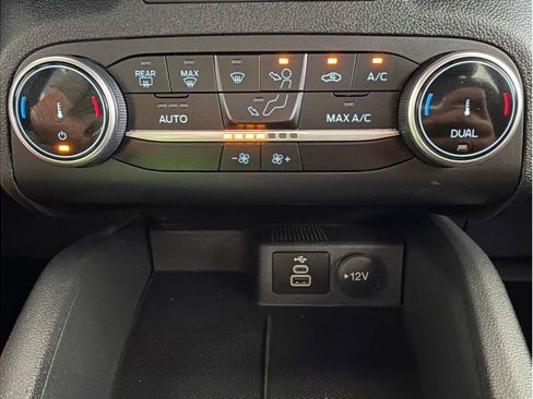 Used 2025 Ford Escape ST-Line AWD/4WD image 24
