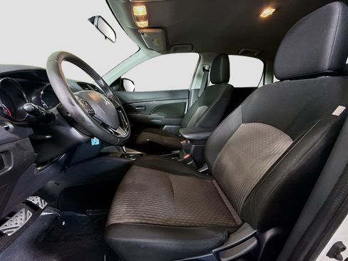 Used 2018 Mitsubishi Outlander Sport ES image 21