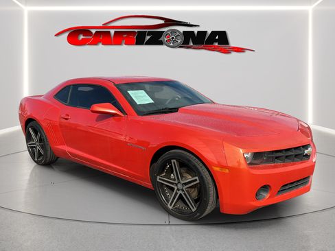 Used 2012 Chevrolet Camaro LS RWD image 2