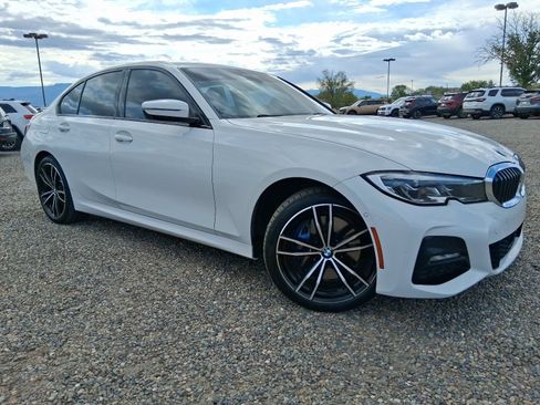 Used 2021 BMW 330e RWD image 4