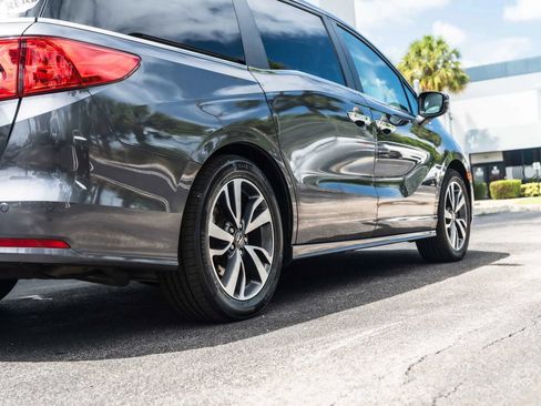 Used 2023 Honda Odyssey Touring image 6
