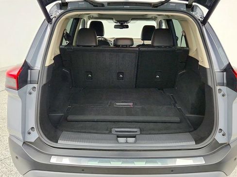 Used 2021 Nissan Rogue SL w/ Premium Package AWD/4WD image 22