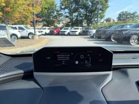 Used 2026 Subaru Trailseeker w/ Interior Protection Package AWD/4WD image 15