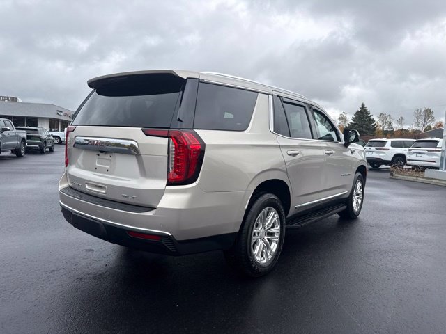 Used 2022 GMC Yukon SLT w/ SLT Luxury Package AWD/4WD image 5