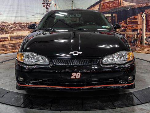 Used 2005 Chevrolet Monte Carlo SS image 3