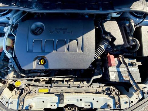 Used 2011 Toyota Corolla S image 16