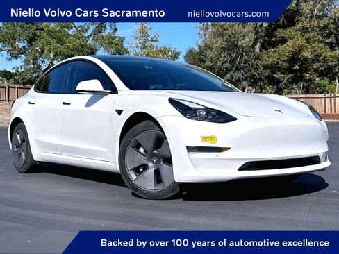 Used 2022 Tesla Model 3 Long Range AWD/4WD image 1