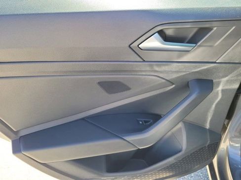 Used 2023 Volkswagen Jetta S image 13