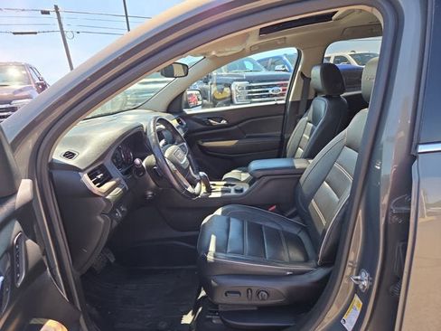 Used 2018 GMC Acadia Denali w/ Technology Package AWD/4WD image 11