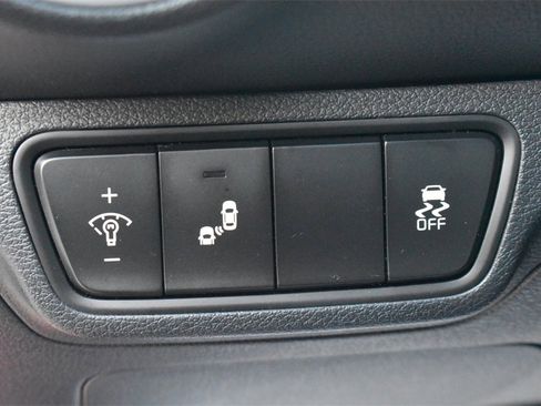 Used 2023 Kia Forte GT image 23