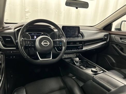 Used 2023 Nissan Rogue SV w/ SV Premium B Package AWD/4WD image 18