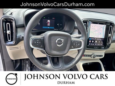 Used 2023 Volvo XC40 B5 Plus w/ Driver Assist Package AWD/4WD image 11