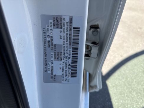 Used 2017 MAZDA MAZDA3 Sport image 18