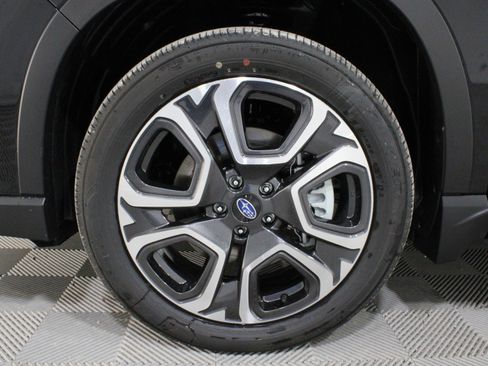New 2026 Subaru Ascent Limited AWD/4WD image 36