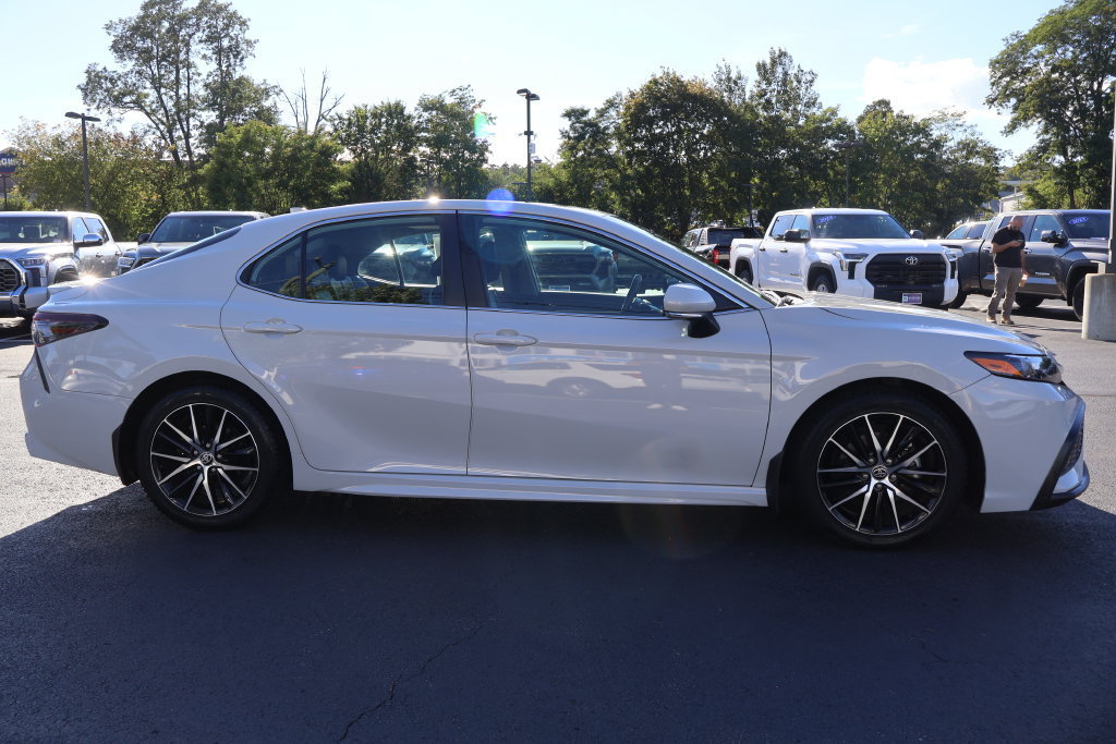 Certified 2024 Toyota Camry SE w/ Cold Weather Package AWD/4WD image 10