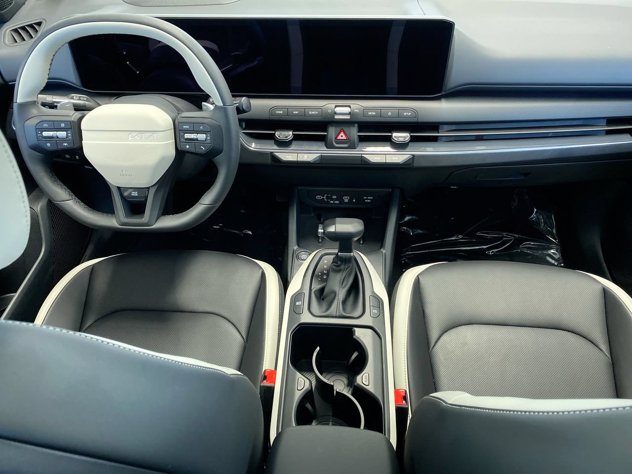 New 2026 Kia K4 GT-Line FWD image 33