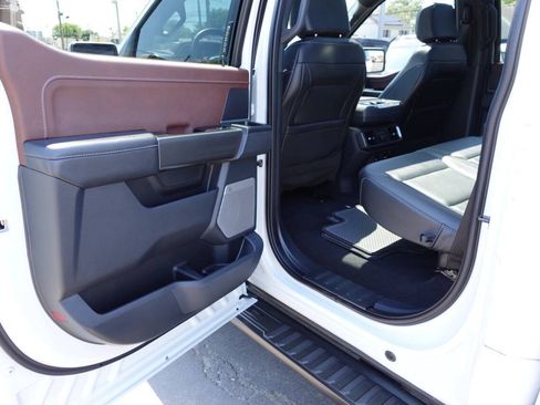 Used 2023 Ford F150 Lariat w/ Equipment Group 502A High AWD/4WD image 23