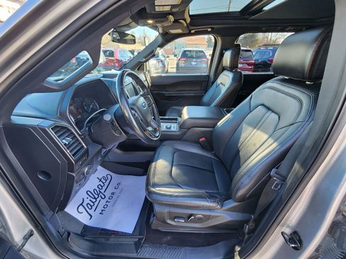 Used 2020 Ford Expedition Limited w/ Equipment Group 301A AWD/4WD image 13