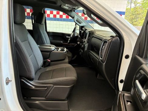 Used 2021 Chevrolet Silverado 2500 LT w/ Z71 Off-Road Package image 15