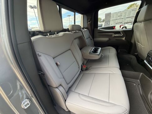New 2026 GMC Sierra 1500 SLT w/ SLT Premium Plus Package image 27