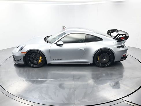 Certified 2022 Porsche 911 GT3 image 36