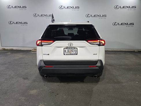 Used 2024 Toyota RAV4 XLE image 9