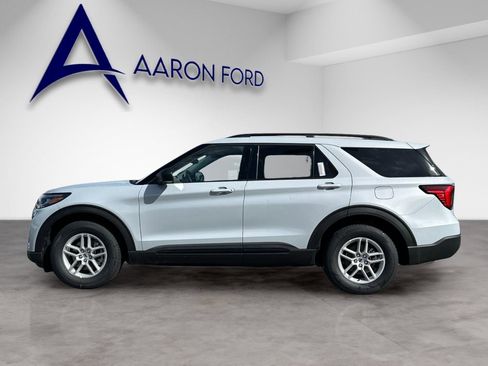 New 2026 Ford Explorer Active w/ Active Comfort Package image 3