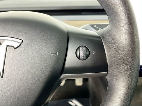 Used 2023 Tesla Model 3 Standard Range RWD image 15