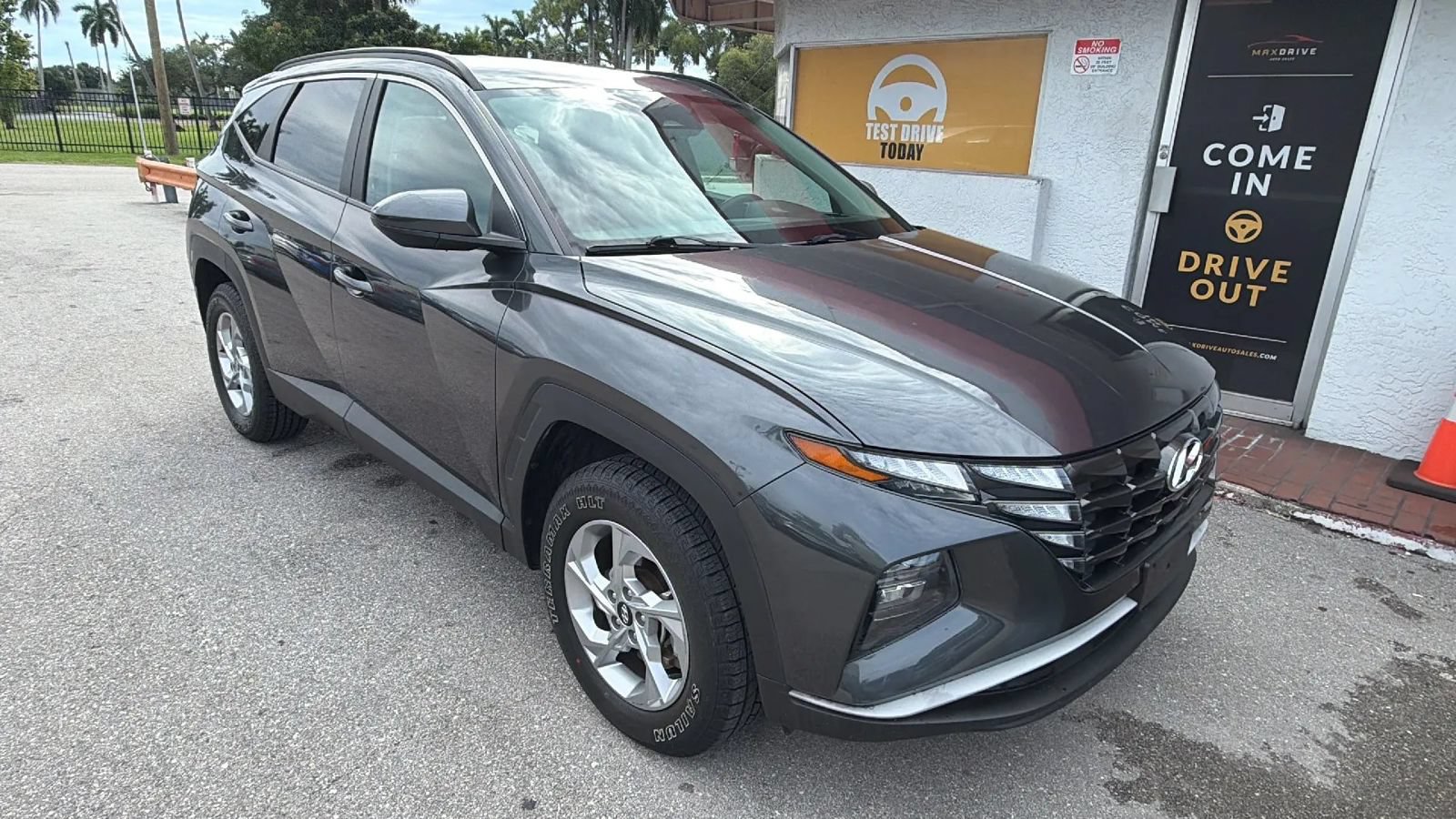 Used 2024 Hyundai Tucson SEL AWD/4WD image 1