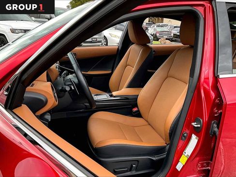 Used 2025 Lexus IS 350 F Sport image 6