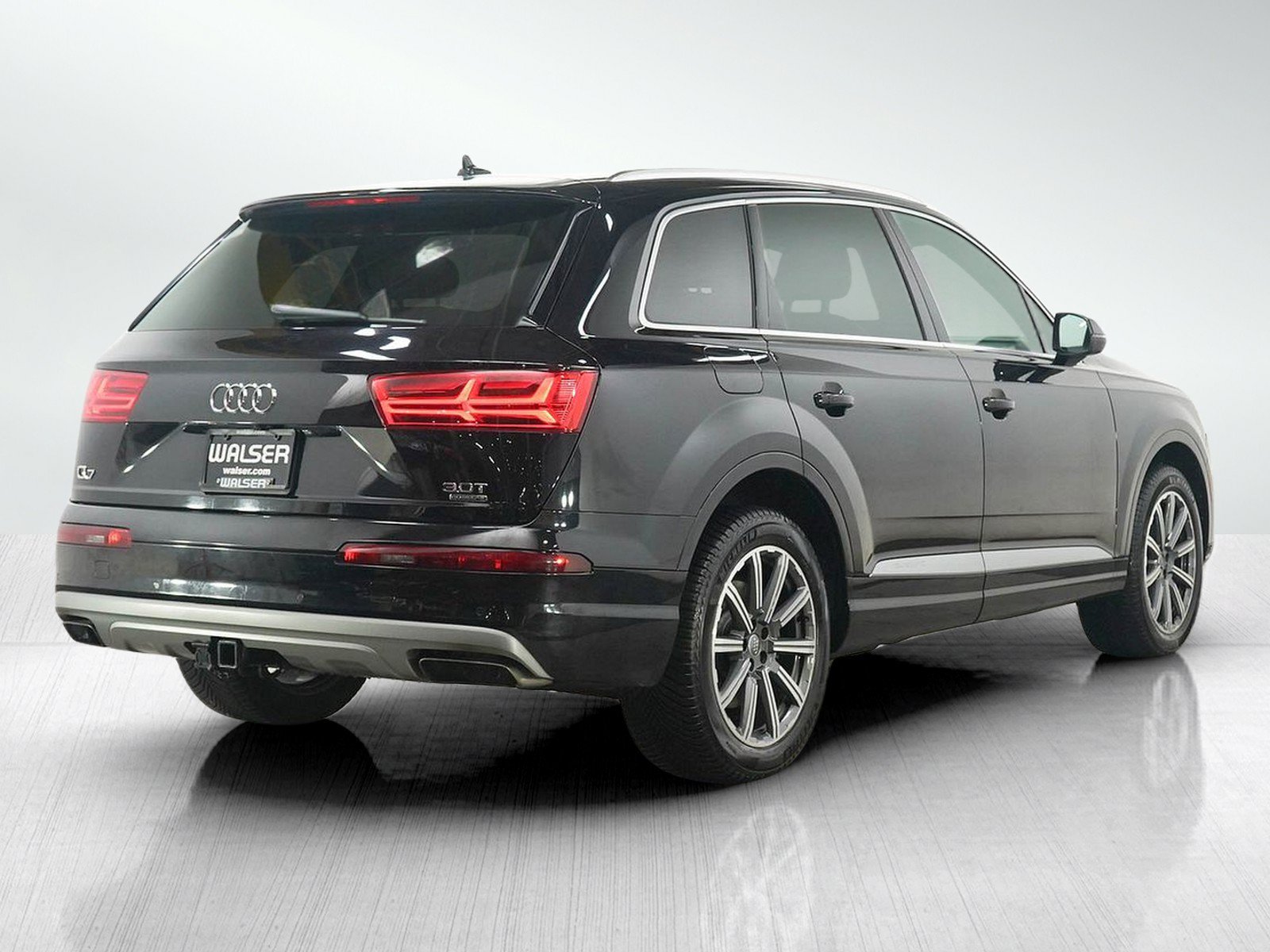 Used 2017 Audi Q7 3.0T Premium Plus AWD/4WD image 5
