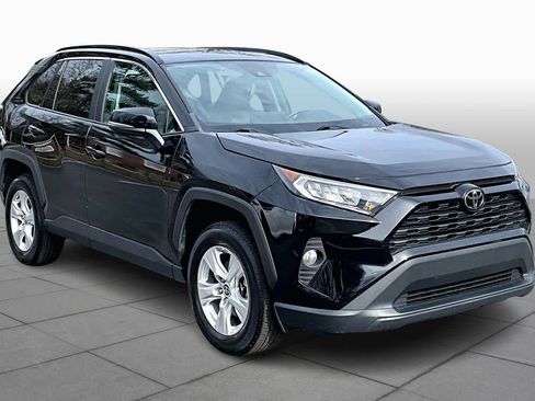 Certified 2021 Toyota RAV4 XLE w/ Convenience Package image 2