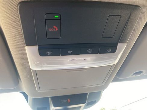 New 2026 Nissan Rogue SV image 25