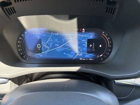 New 2026 Volvo XC60 B5 Ultra w/ Protection Package Premier AWD/4WD image 18