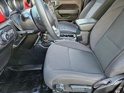 Used 2022 Jeep Wrangler Unlimited Rubicon image 16