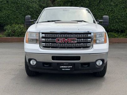 Used 2014 GMC Sierra 2500 SLE w/ SLE Preferred Package