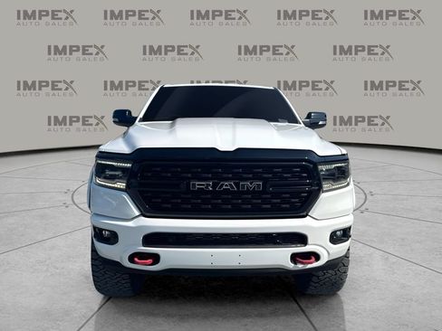 Used 2022 RAM 1500 Big Horn w/ Night Edition AWD/4WD image 8