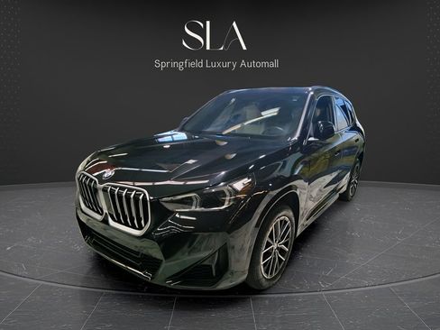 Used 2026 BMW X1 xDrive28i w/ M Sport Package AWD/4WD image 3