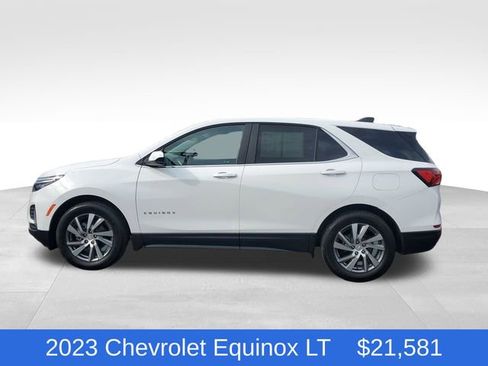 Certified 2023 Chevrolet Equinox LT FWD image 2