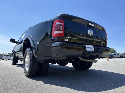 Used 2019 RAM 3500 Limited w/ Max Tow Package AWD/4WD image 8