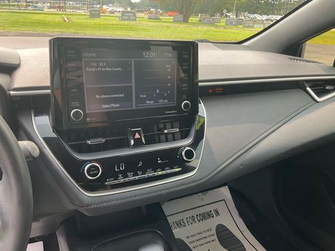 Used 2022 Toyota Corolla SE FWD image 21