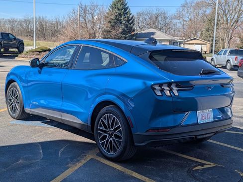 Used 2025 Ford Mustang Mach-E Premium image 5