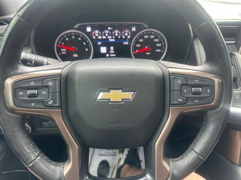 Used 2021 Chevrolet Suburban High Country w/ Premium Package AWD/4WD image 33