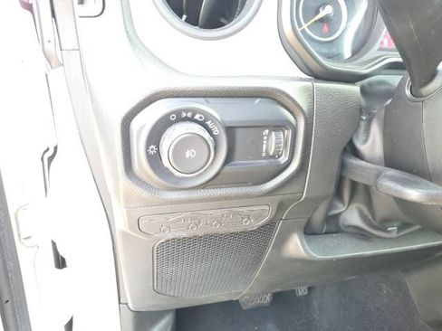 Used 2024 Jeep Wrangler Unlimited Sport AWD/4WD image 15