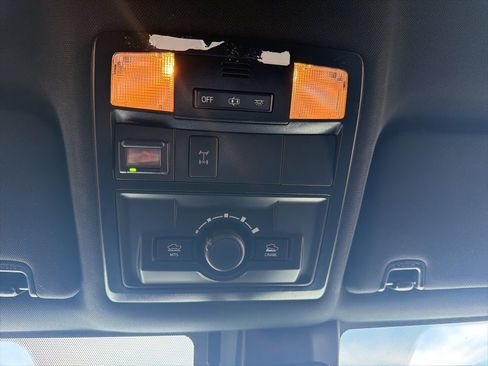 Used 2021 Toyota Tacoma TRD Off-Road w/ Technology Package image 17