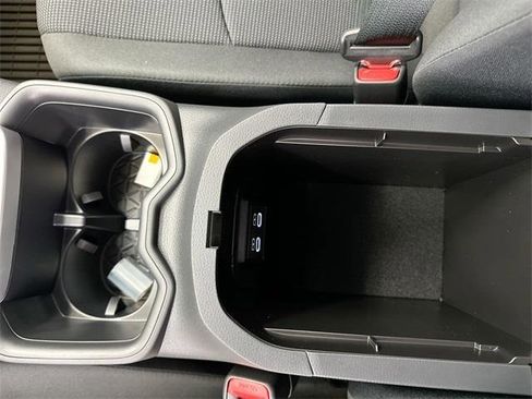 Used 2025 Toyota RAV4 LE image 21