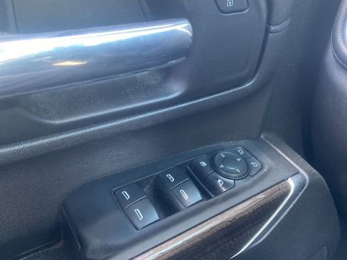 Used 2022 Chevrolet Silverado 2500 LT w/ Convenience Package image 31