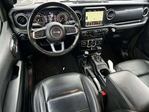 Used 2022 Jeep Wrangler Unlimited Sahara image 14